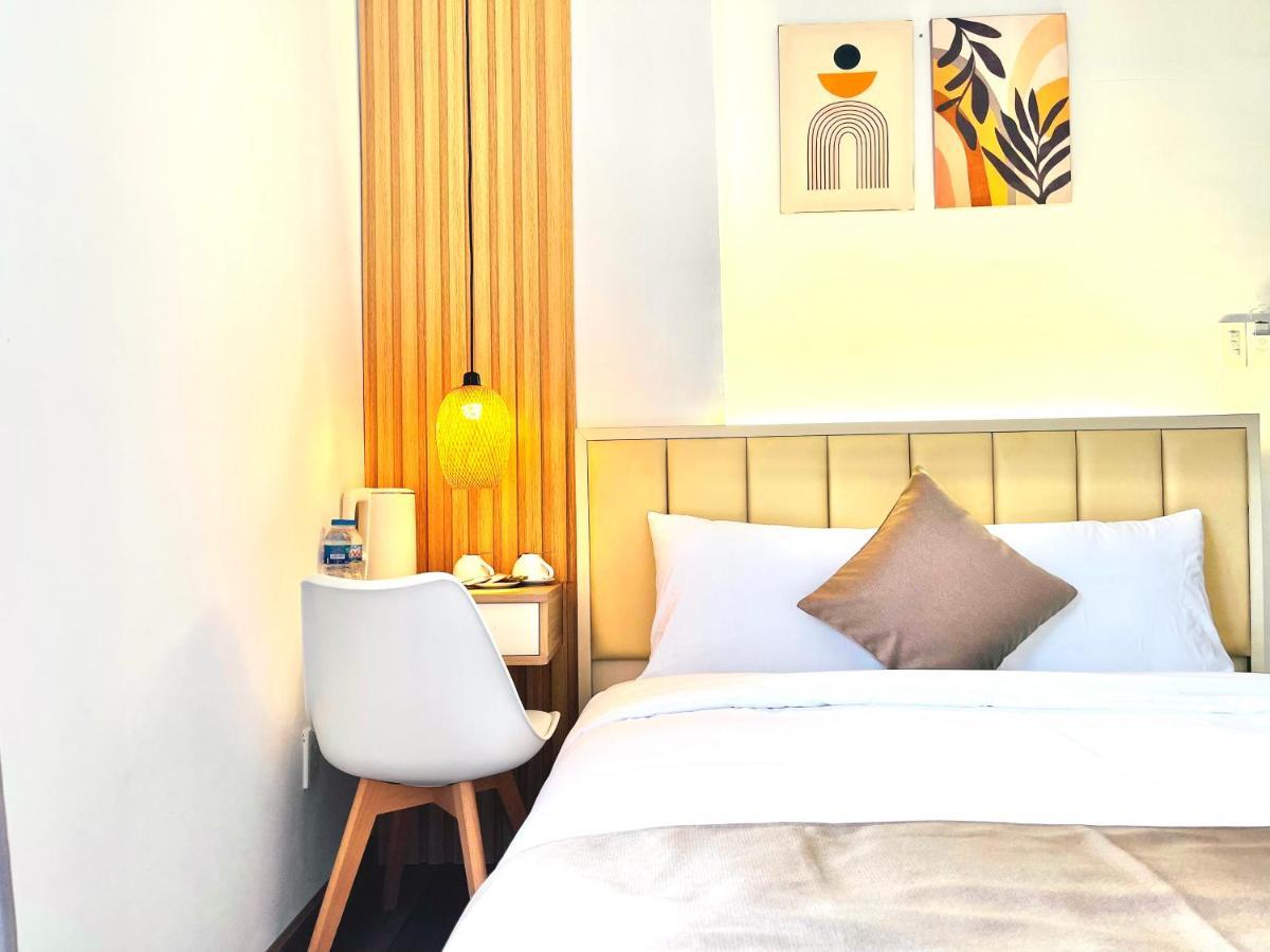 Torino Hotel Dalat Екстер'єр фото