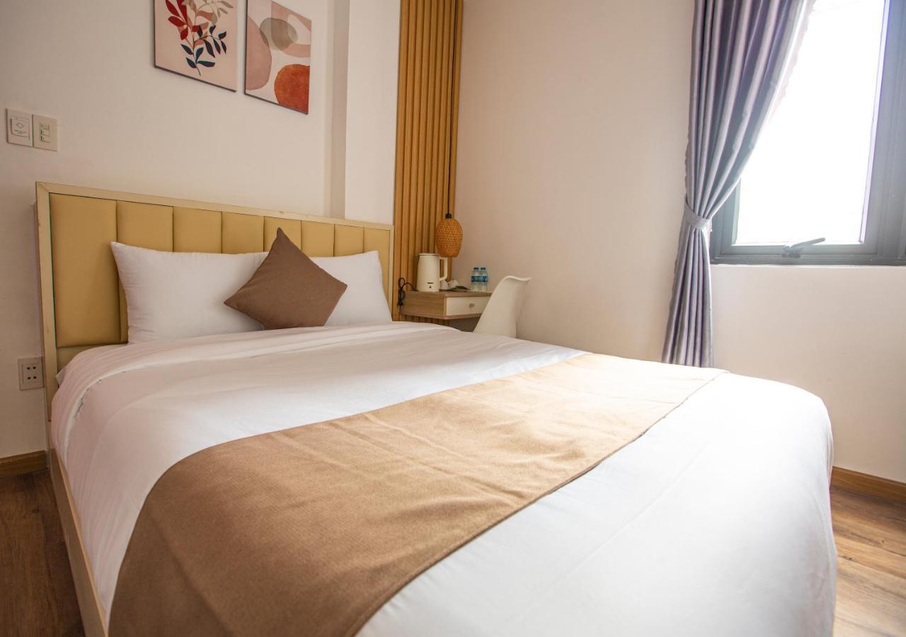 Torino Hotel Dalat Екстер'єр фото