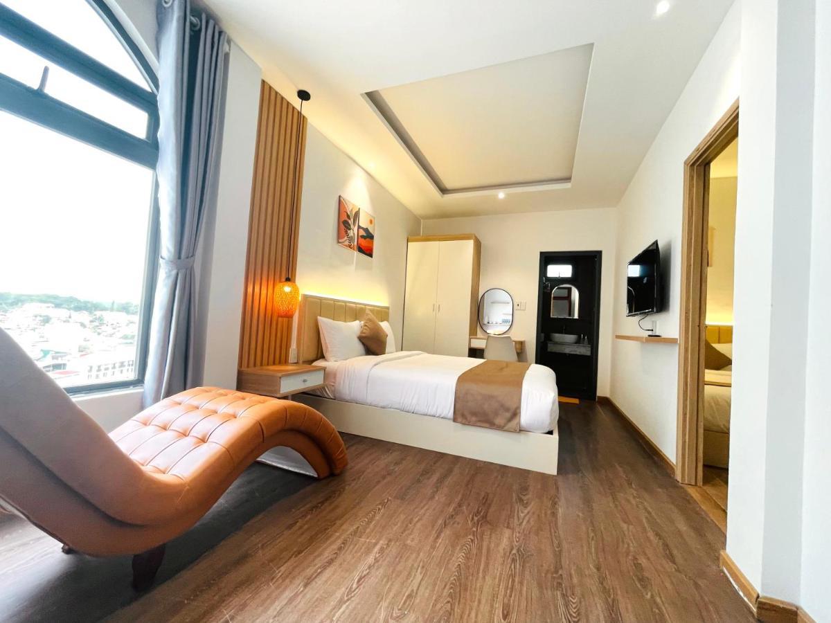 Torino Hotel Dalat Екстер'єр фото