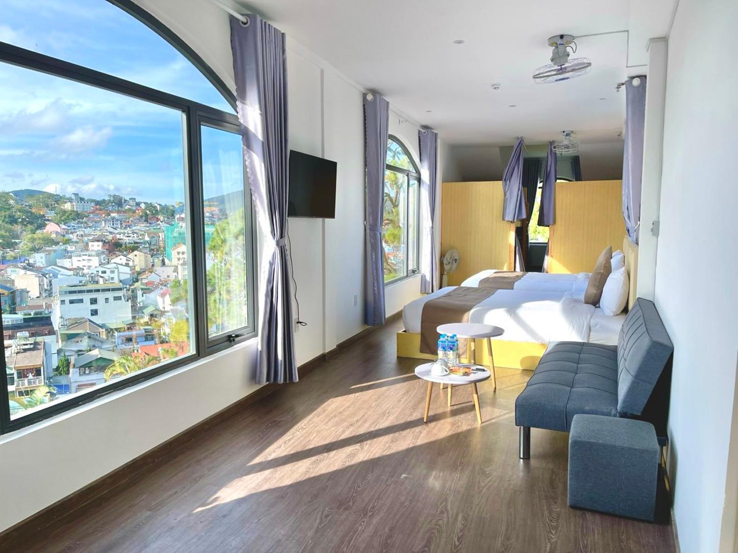 Torino Hotel Dalat Екстер'єр фото